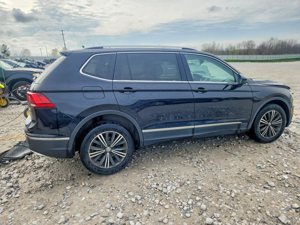 2018 Volkswagen Tiguan მანქანა იყიდება აუქციონზე, vin: 3VV2B7AX2JM151042, აუქციონის ნომერი: 49555146