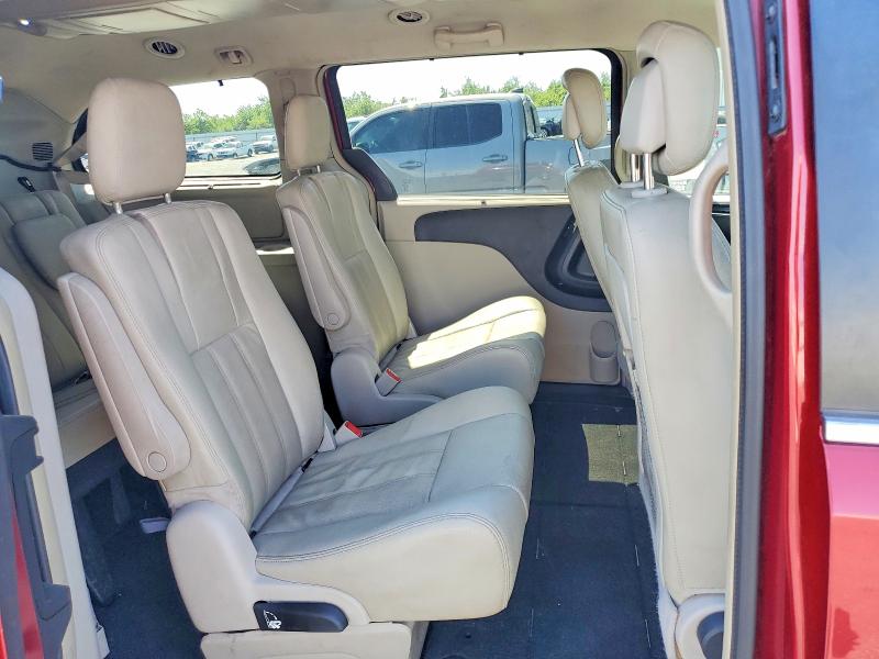 2015 Chrysler Town & Country მანქანა იყიდება აუქციონზე, vin: 2C4RC1BG2FR626999, აუქციონის ნომერი: 51038646