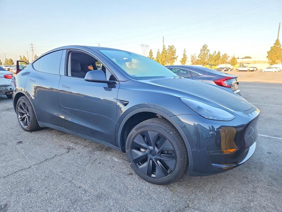 Продажа на аукционе авто 2025 Tesla Model Y, vin: 7SAYGDED7SF317721, номер лота: 49661766