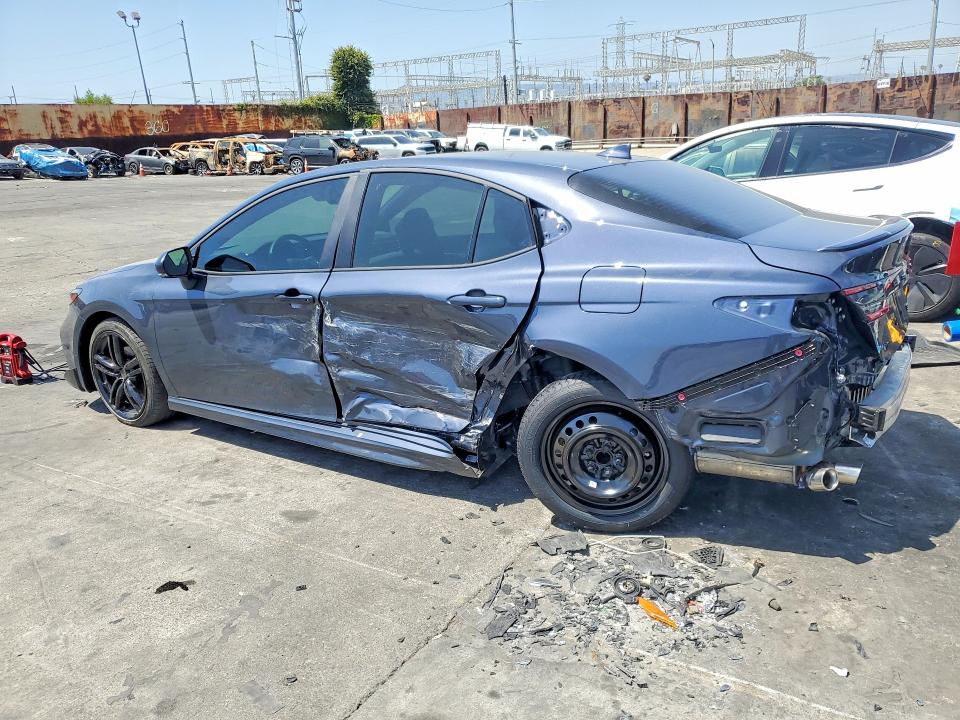 51855406 :رقم المزاد ، 4T1DAACKXTU697252 vin ، 2026 Toyota Camry مزاد بيع