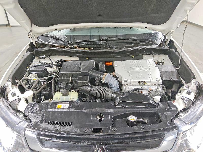 Продаж на аукціоні авто 2018 Mitsubishi Outlander, vin: JA4J24A50JZ029022, номер лоту: 47843256