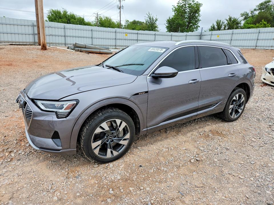 Продаж на аукціоні авто 2021 Audi E-tron, vin: WA1AAAGE5MB024856, номер лоту: 50439576