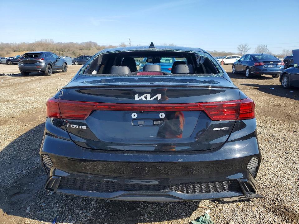 2023 Kia Forte მანქანა იყიდება აუქციონზე, vin: 3KPF54ADXPE565782, აუქციონის ნომერი: 48988186