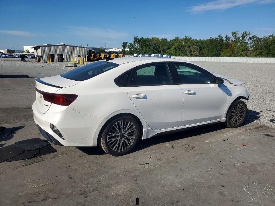 50706736 :رقم المزاد ، 3KPF54AD5PE562045 vin ، 2023 Kia Forte مزاد بيع