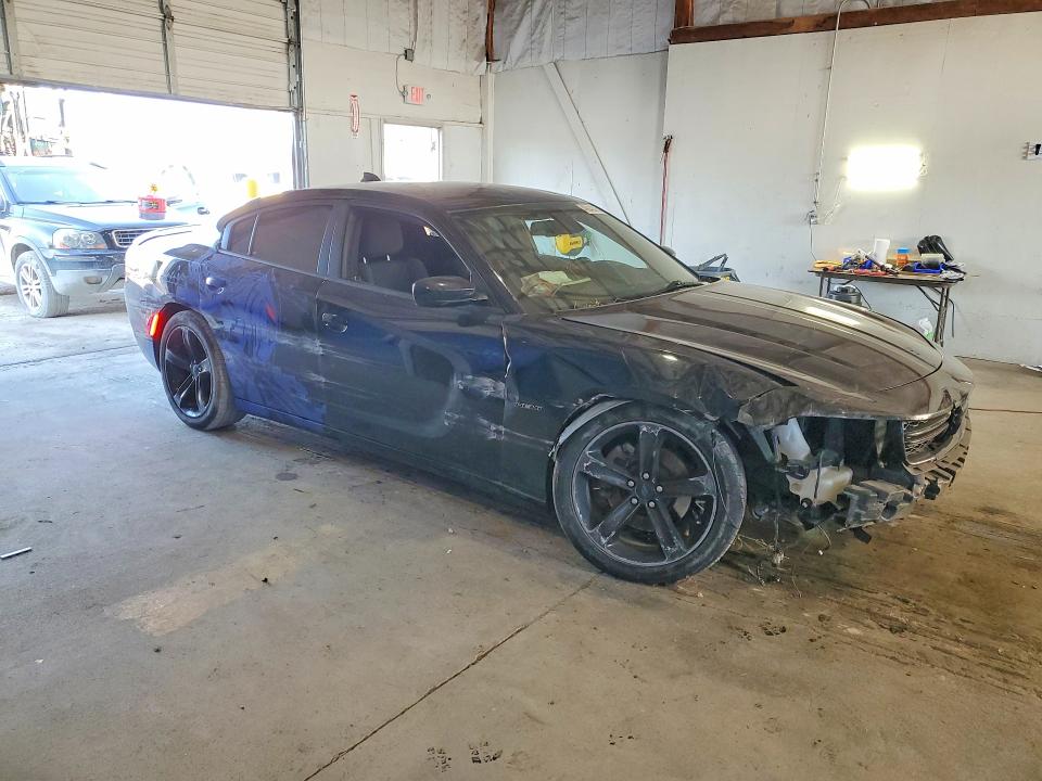49043376 :رقم المزاد ، 2C3CDXCT0HH524728 vin ، 2017 Dodge Charger مزاد بيع