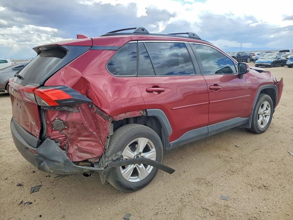 Продажа на аукционе авто 2021 Toyota Rav4, vin: 2T3W1RFV0MW155230, номер лота: 49661526