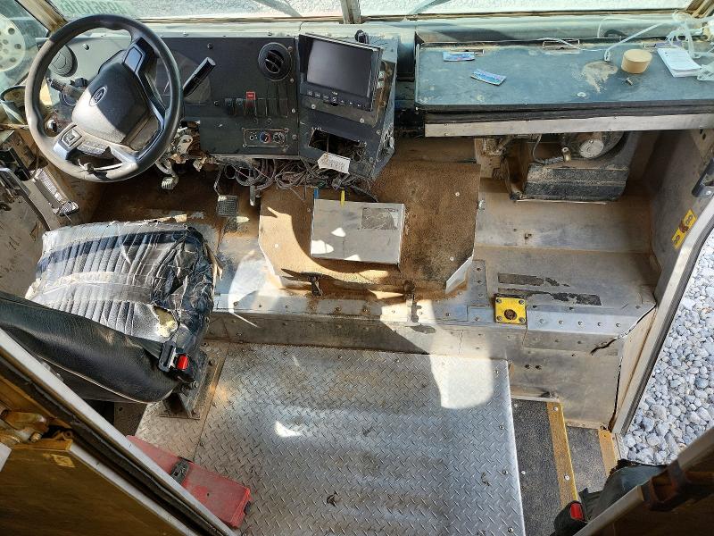 49361316 :رقم المزاد ، 1F65F5KN4M0A07603 vin ، 2021 Ford F59 مزاد بيع