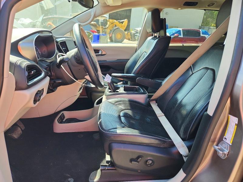 Продаж на аукціоні авто 2018 Chrysler Pacifica, vin: 2C4RC1GG4JR158260, номер лоту: 49608016