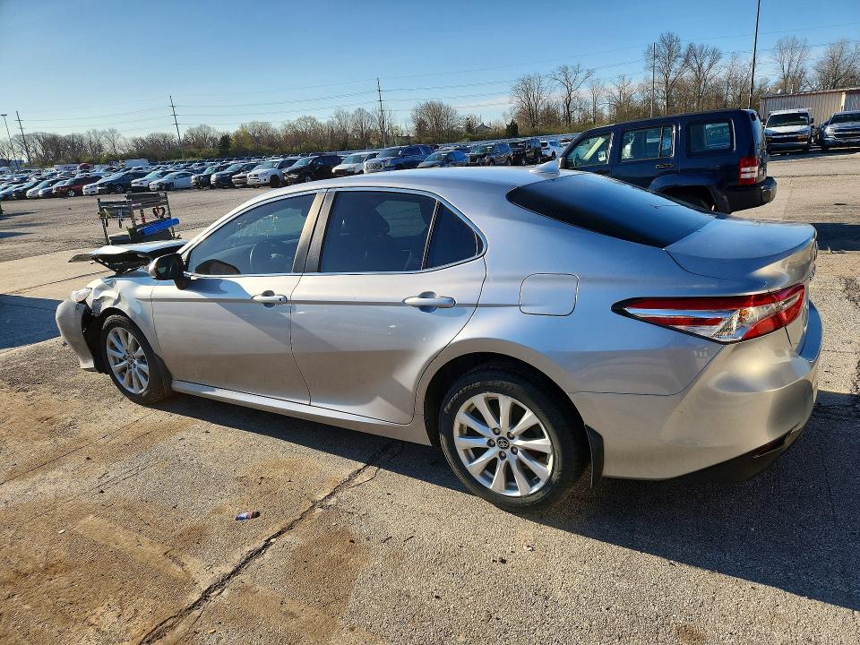 48846916 :رقم المزاد ، 4T1B11HK4KU726968 vin ، 2019 Toyota Camry مزاد بيع