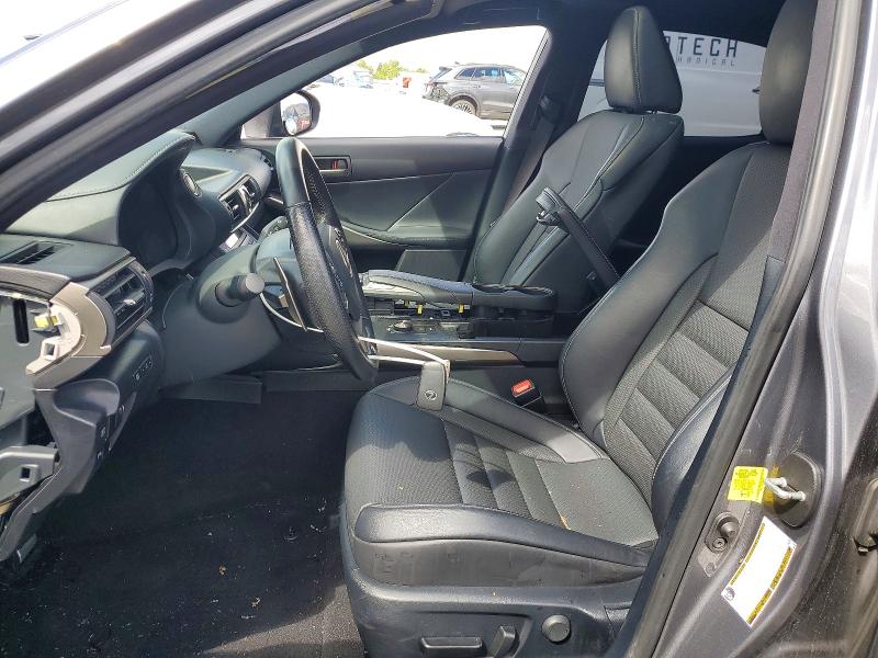 49602786 :رقم المزاد ، JTHBA1D24K5090815 vin ، 2019 Lexus Is مزاد بيع