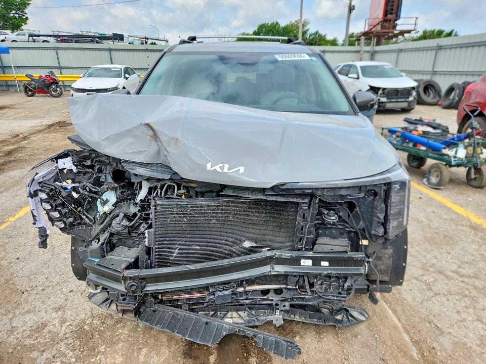 Продажа на аукционе авто 2025 Kia Carnival, vin: KNDNE5K34S6473167, номер лота: 50609696