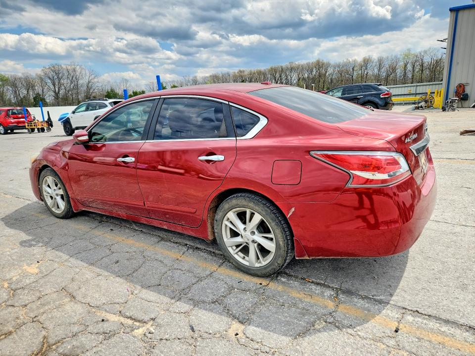 2014 Nissan Altima მანქანა იყიდება აუქციონზე, vin: 1N4AL3AP0EC111717, აუქციონის ნომერი: 49342936