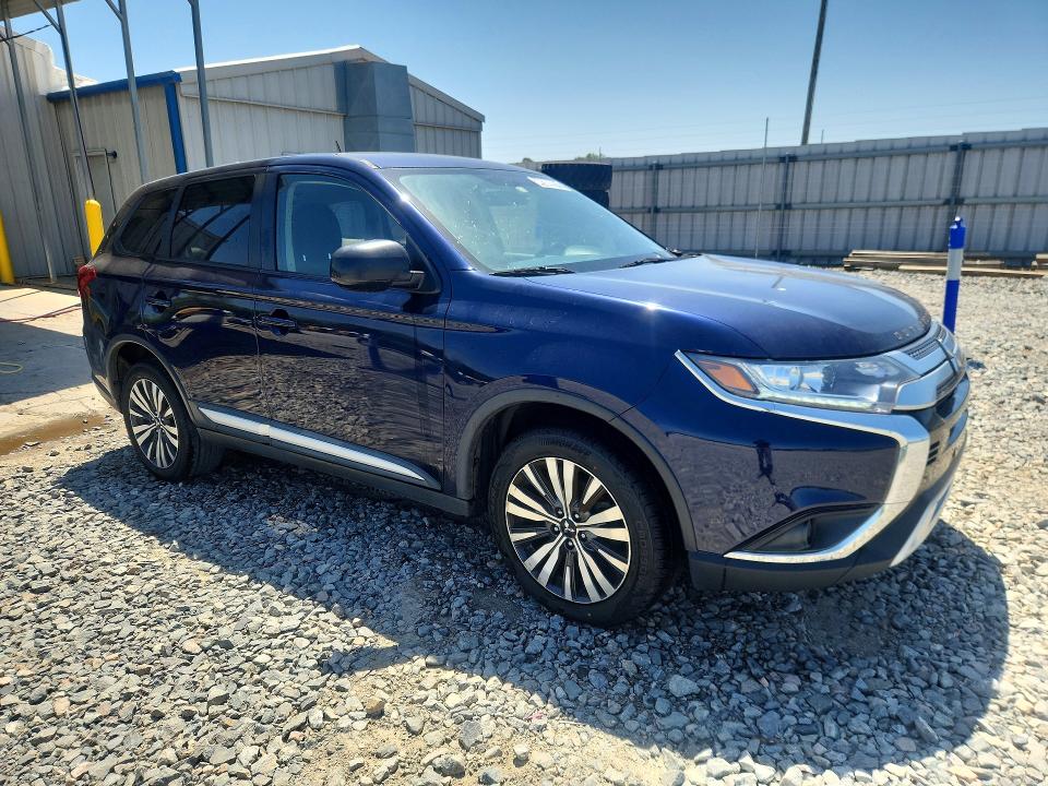 Продаж на аукціоні авто 2019 Mitsubishi Outlander, vin: JA4AD2A32KZ015928, номер лоту: 49389976