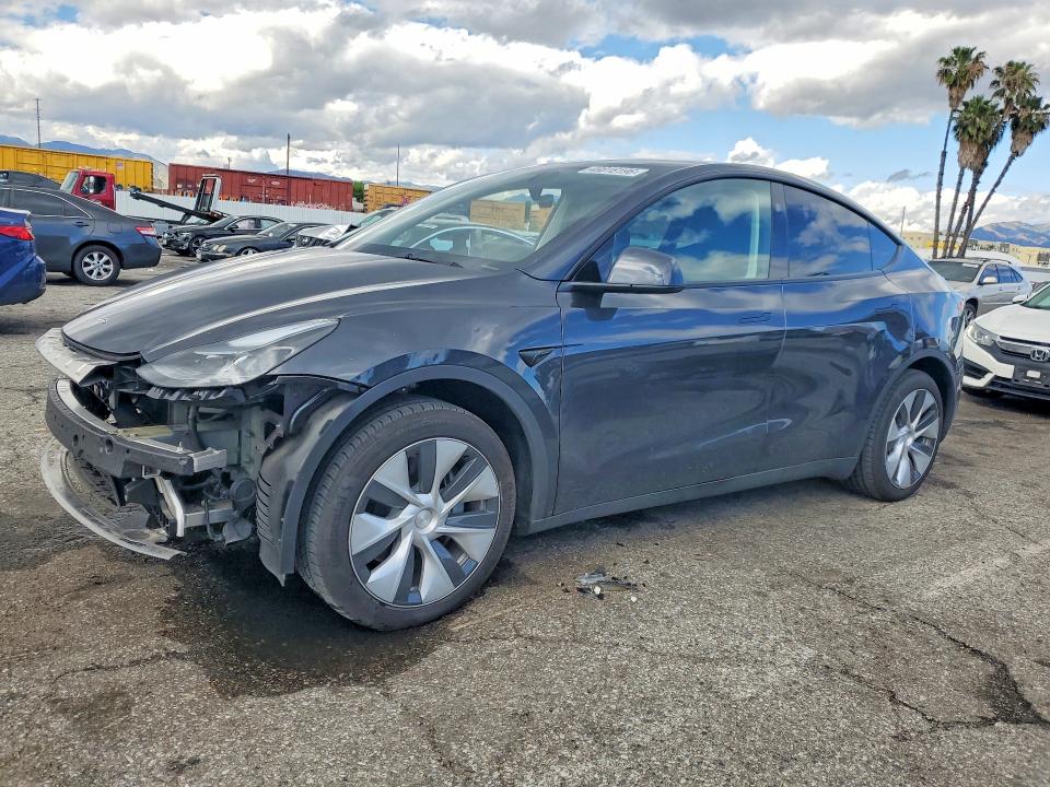 Продажа на аукционе авто 2024 Tesla Model Y, vin: 7SAYGDEEXRF062310, номер лота: 49816196