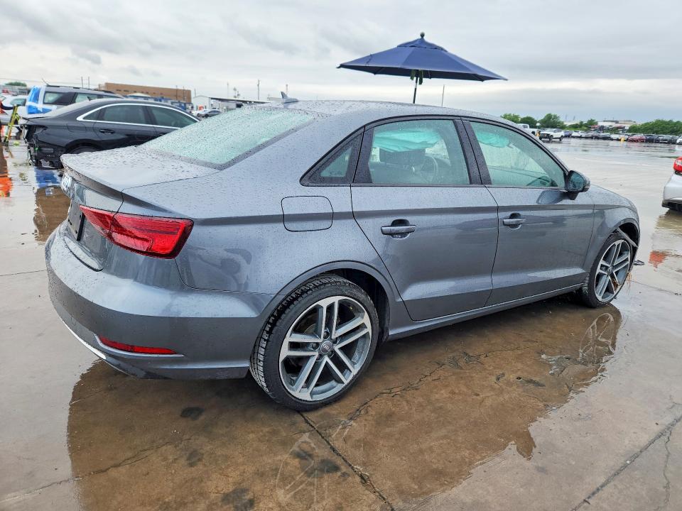 51833796 :رقم المزاد ، WAUAUGFF4J1094955 vin ، 2018 Audi A3 مزاد بيع