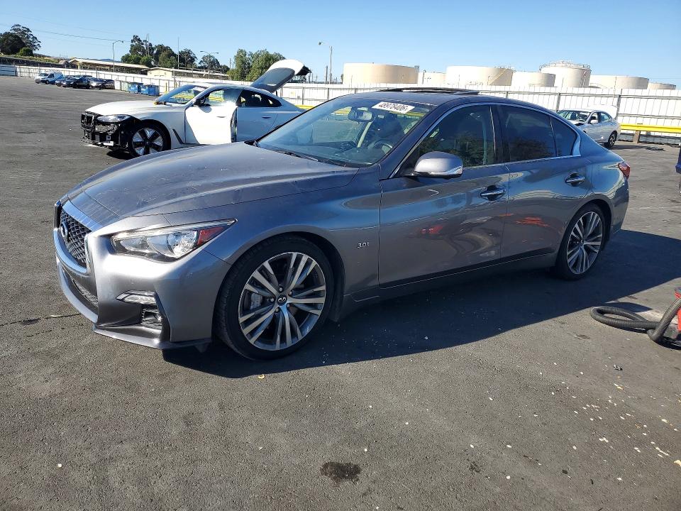 48978406 :رقم المزاد ، JN1EV7AP1JM358734 vin ، 2018 Infiniti Q50 مزاد بيع