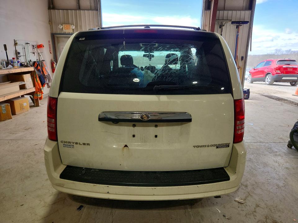 Продажа на аукционе авто 2010 Chrysler Town & Country, vin: 2A4RR8D11AR422472, номер лота: 48021476