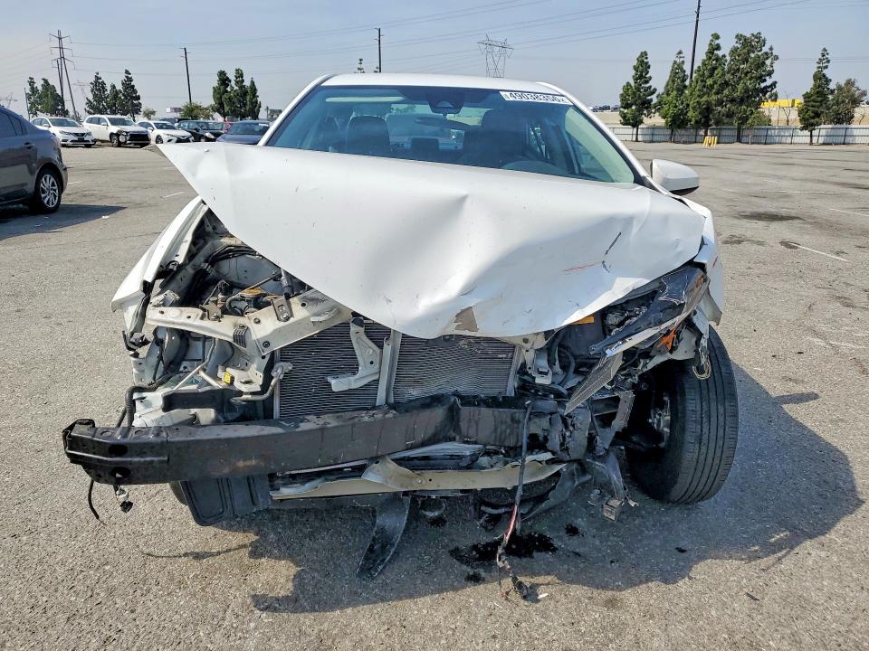 Продажа на аукционе авто 2017 Toyota Corolla, vin: 5YFBURHE3HP669530, номер лота: 49038356