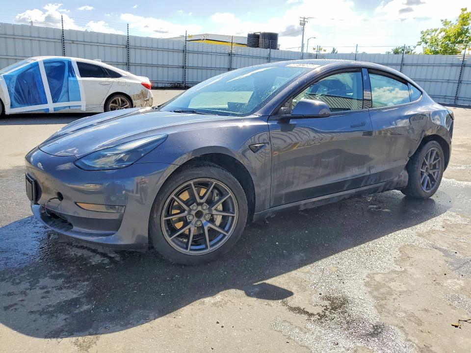 Продажа на аукционе авто 2023 Tesla Model 3, vin: 5YJ3E1EAXPF449073, номер лота: 49512996
