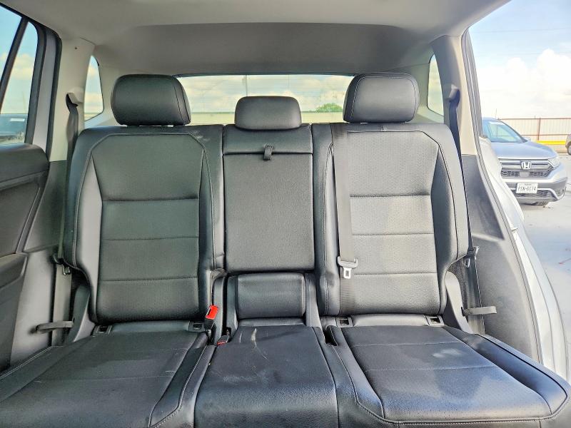 49367516 :رقم المزاد ، 3VV2B7AX0LM005449 vin ، 2020 Volkswagen Tiguan مزاد بيع