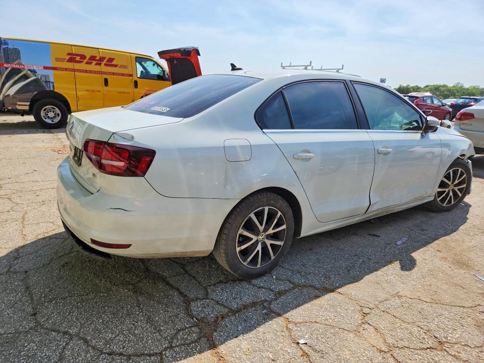 48919106 :رقم المزاد ، 3VWDB7AJ7HM250689 vin ، 2017 Volkswagen Jetta مزاد بيع