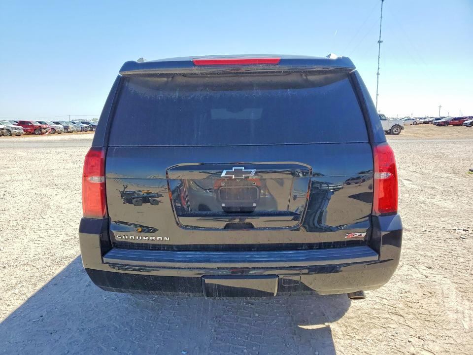Продаж на аукціоні авто 2018 Chevrolet Suburban, vin: 1GNSKHKC4JR137648, номер лоту: 49719236