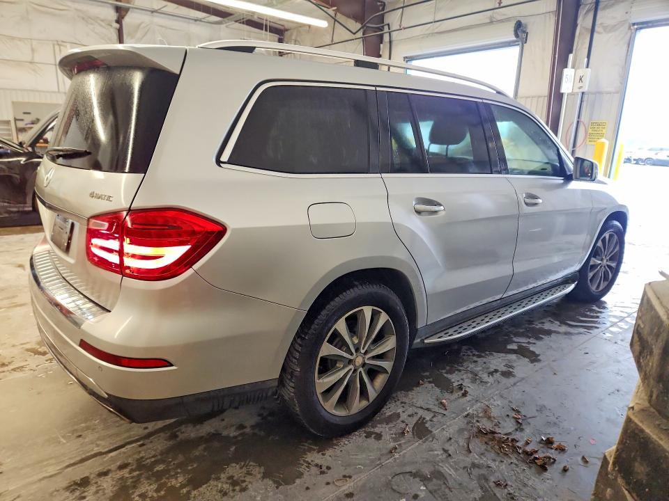 Продажа на аукционе авто 2015 Mercedes-benz Gl, vin: 4JGDF6EE8FA540072, номер лота: 51018396