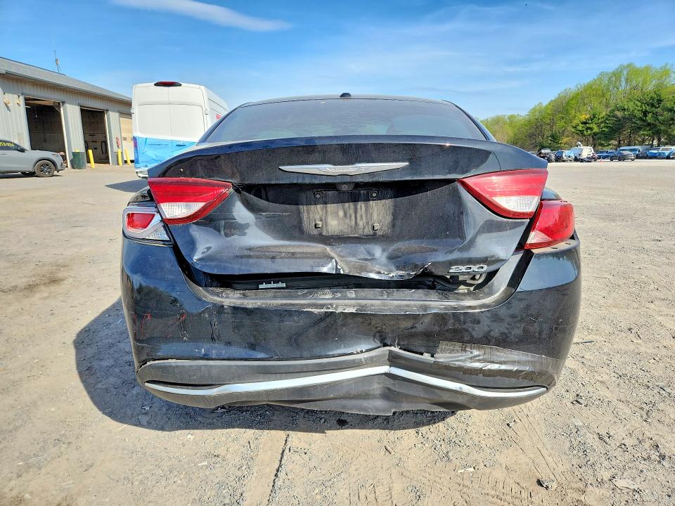 Продаж на аукціоні авто 2015 Chrysler 200, vin: 1C3CCCAB8FN504561, номер лоту: 49501006