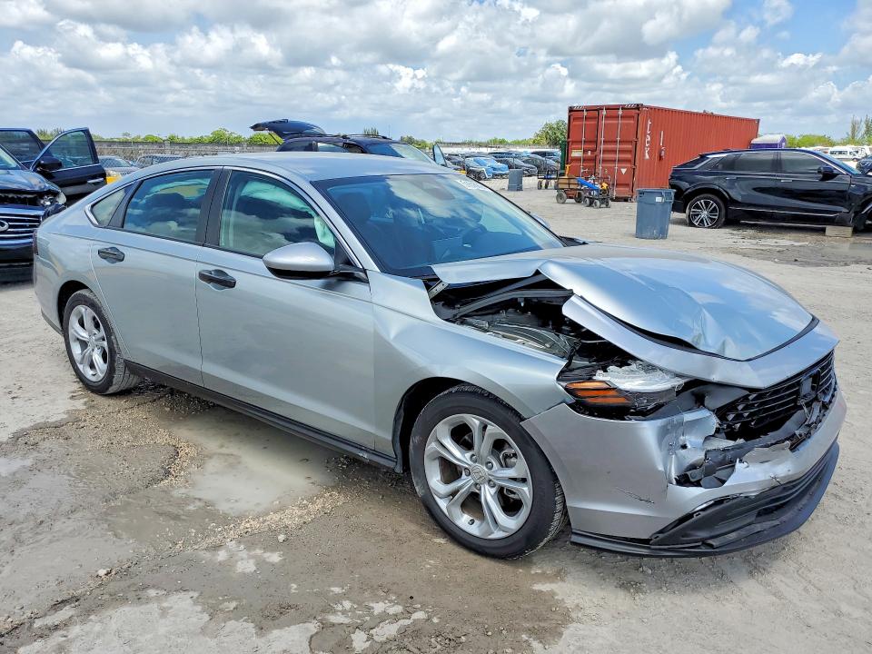 Продажа на аукционе авто 2024 Honda Accord, vin: 1HGCY1F26RA085858, номер лота: 51616806