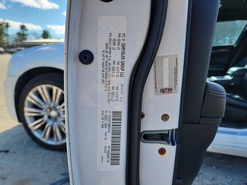 48401996 :رقم المزاد ، 2C3CA6CT8BH537401 vin ، 2011 Chrysler 300c مزاد بيع