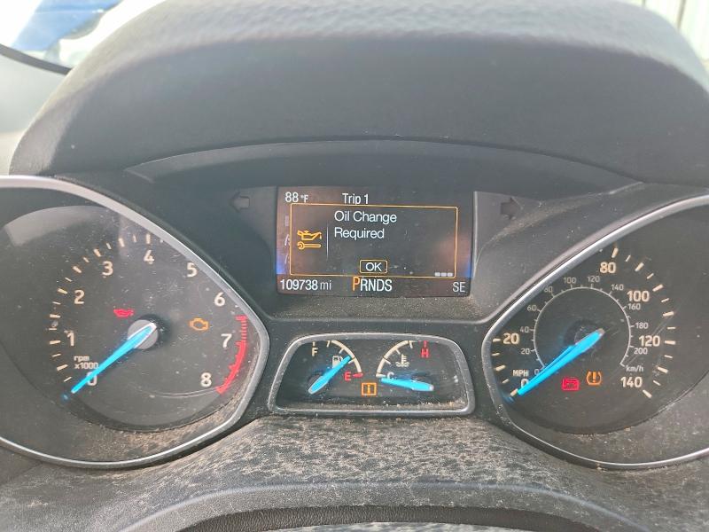 49654406 :رقم المزاد ، 1FMCU0GD8HUB66079 vin ، 2017 Ford Escape مزاد بيع