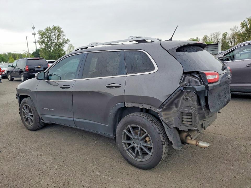 49484276 :رقم المزاد ، 1C4PJLCB7GW374185 vin ، 2016 Jeep Cherokee مزاد بيع