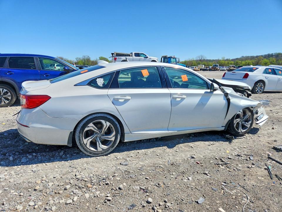 49185846 :رقم المزاد ، 1HGCV1F33KA147692 vin ، 2019 Honda Accord مزاد بيع