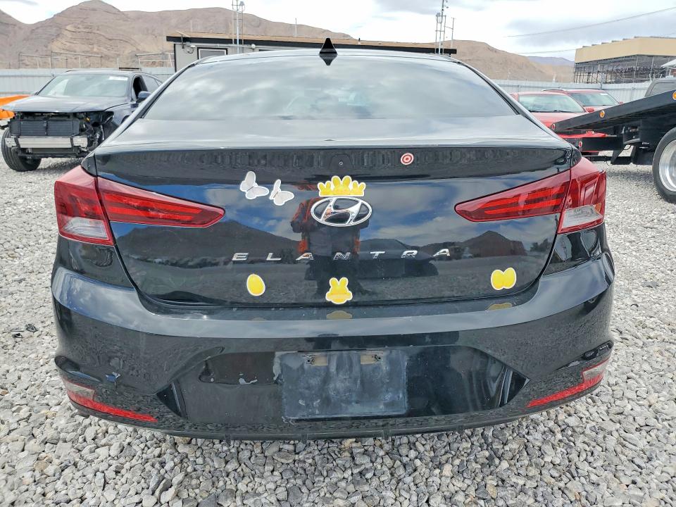 50617786 :رقم المزاد ، 5NPD84LFXLH516410 vin ، 2020 Hyundai Elantra مزاد بيع