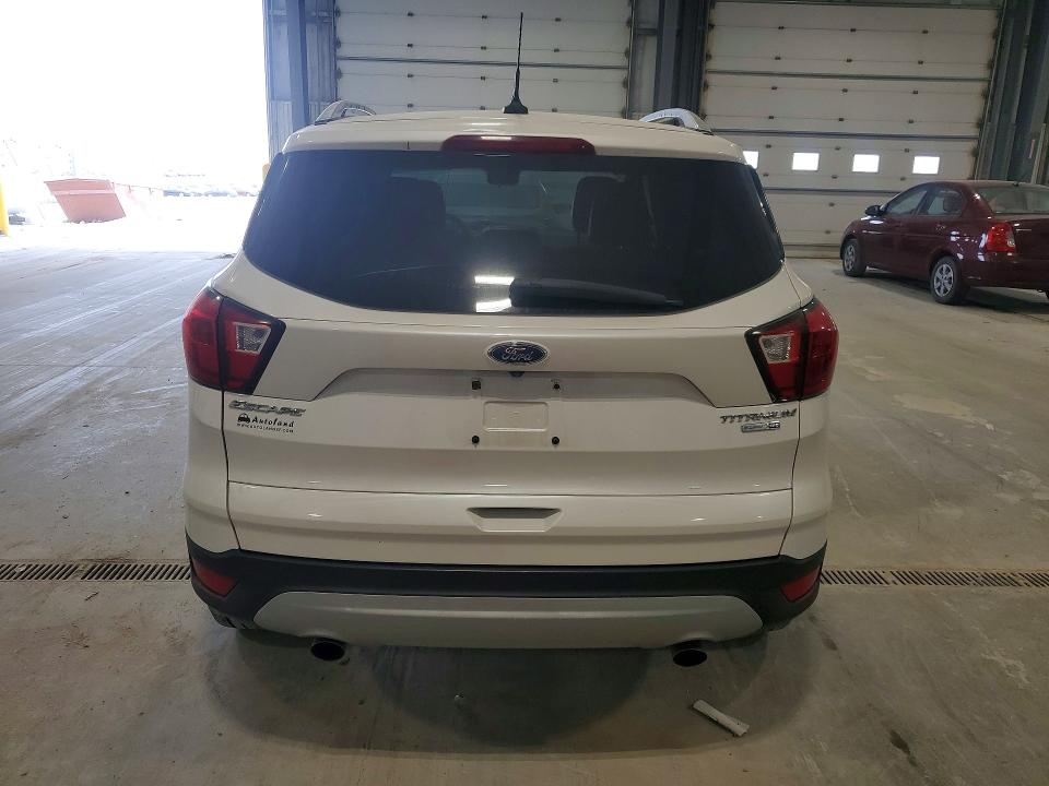 50311606 :رقم المزاد ، 1FMCU9J98KUB40372 vin ، 2019 Ford Escape مزاد بيع