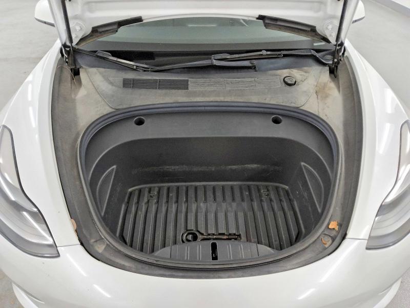2022 Tesla Model 3 მანქანა იყიდება აუქციონზე, vin: 5YJ3E1EB3NF300588, აუქციონის ნომერი: 50825536