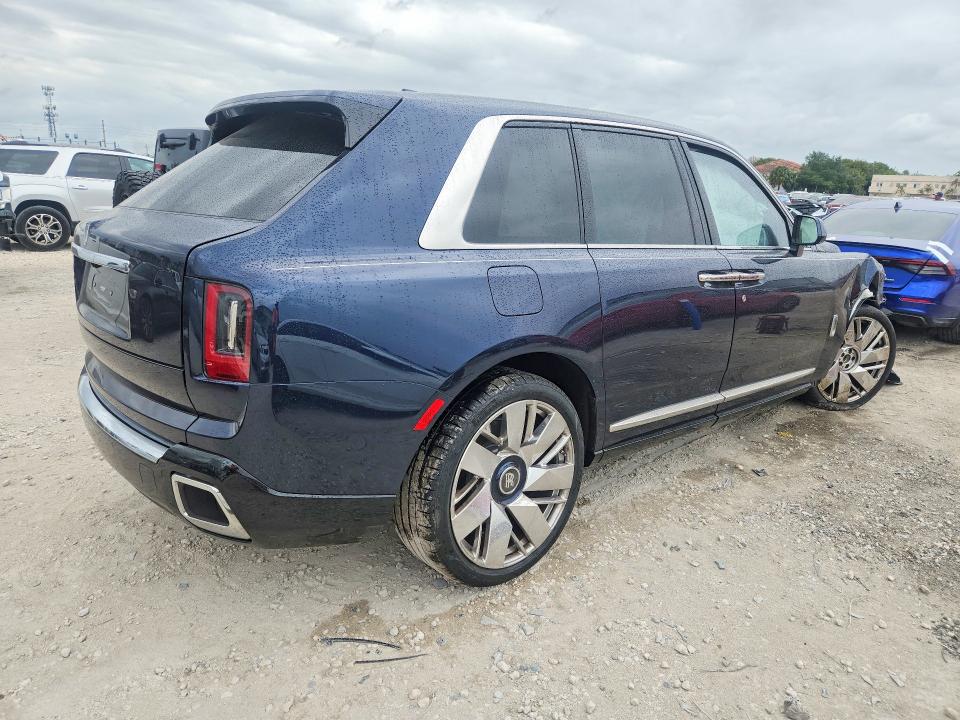 50949566 :رقم المزاد ، SLA13HA05SU228281 vin ، 2025 Rolls-royce Cullinan مزاد بيع