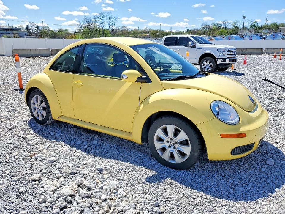 50116256 :رقم المزاد ، 3VWPW31CX9M500052 vin ، 2009 Volkswagen New Beetle مزاد بيع