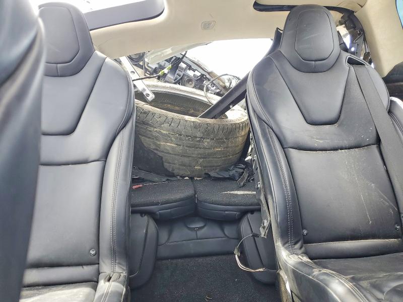 Продаж на аукціоні авто 2018 Tesla Model X, vin: 5YJXCBE24JF112993, номер лоту: 51029216