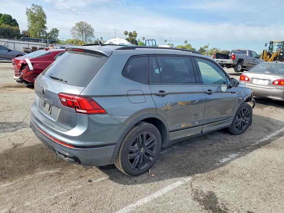 Продажа на аукционе авто 2022 Volkswagen Tiguan, vin: 3VVCB7AX7NM053277, номер лота: 48004296