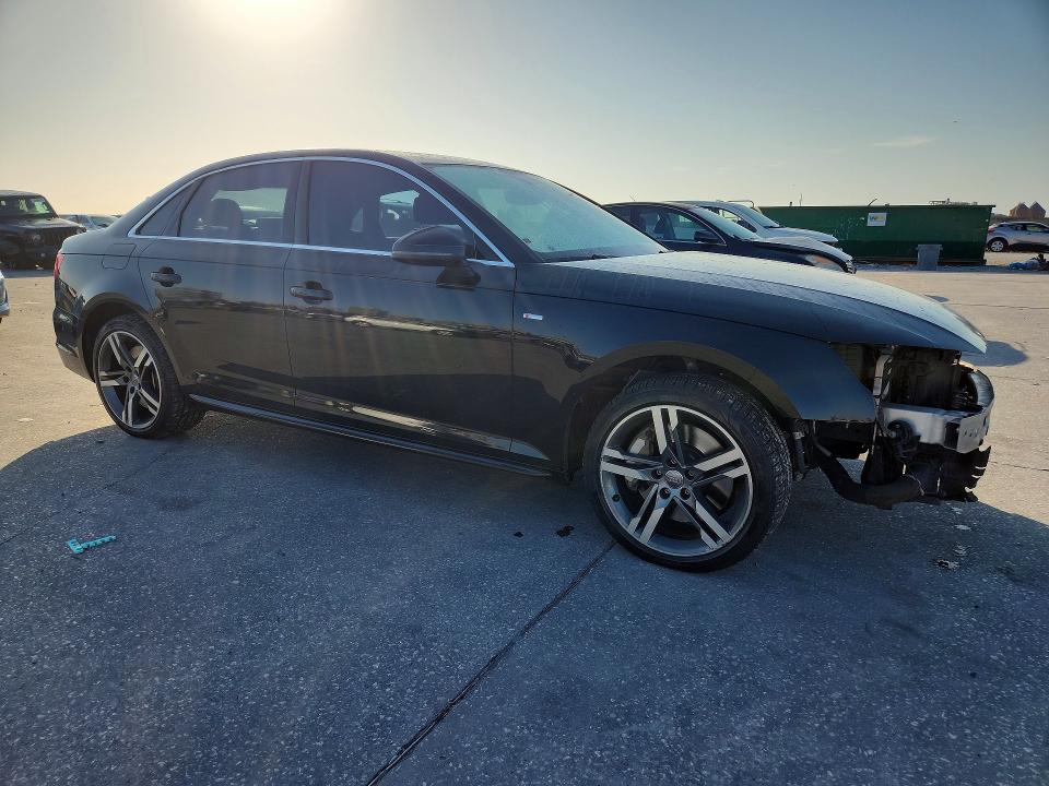 Продажа на аукционе авто 2018 Audi A4, vin: WAUENAF49JA020750, номер лота: 51708706