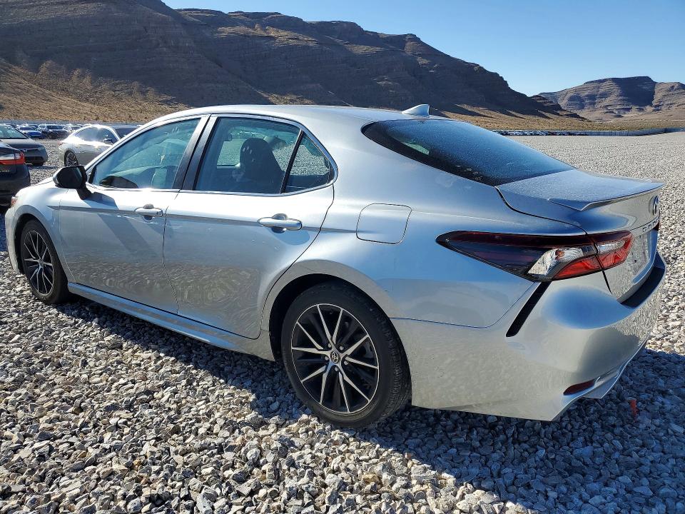 Продаж на аукціоні авто 2021 Toyota Camry, vin: 4T1G11AKXMU543304, номер лоту: 49455216
