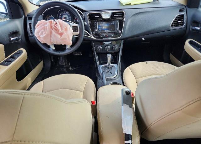 50439406 :رقم المزاد ، 1C3CCBCG1EN134586 vin ، 2014 Chrysler 200 مزاد بيع