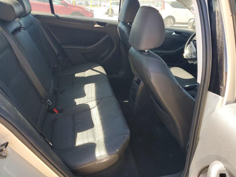 49042266 :رقم المزاد ، 3VWDZ7AJ6BM049479 vin ، 2011 Volkswagen Jetta مزاد بيع