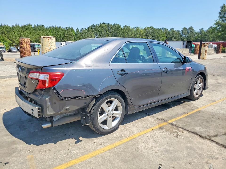 2013 Toyota Camry მანქანა იყიდება აუქციონზე, vin: 4T1BF1FK2DU657009, აუქციონის ნომერი: 50818376