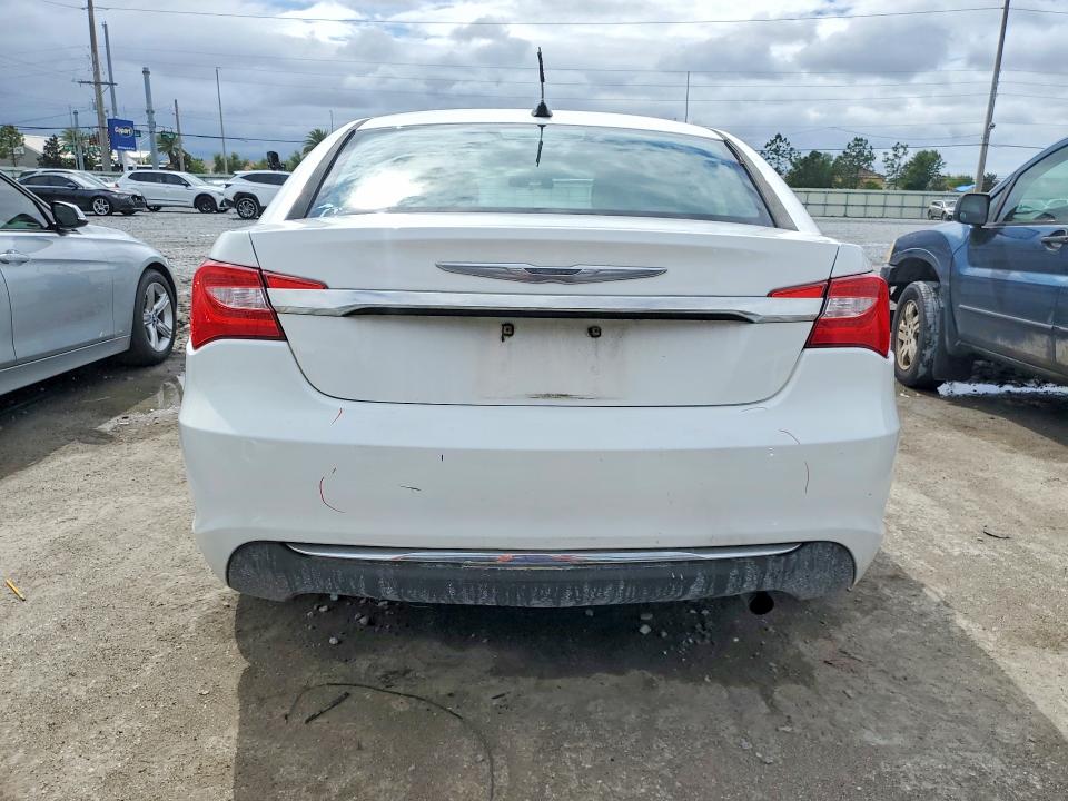 Продажа на аукционе авто 2012 Chrysler 200, vin: 1C3CCBBB5CN180604, номер лота: 48895216