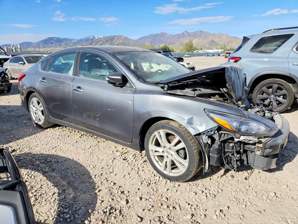 2016 Nissan Altima მანქანა იყიდება აუქციონზე, vin: 1N4BL3APXGC155795, აუქციონის ნომერი: 50292736