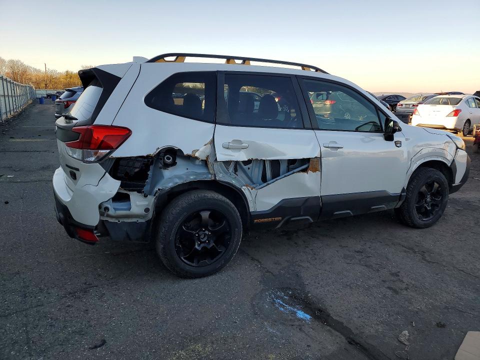 2022 Subaru Forester მანქანა იყიდება აუქციონზე, vin: JF2SKAMCXNH439892, აუქციონის ნომერი: 47682076