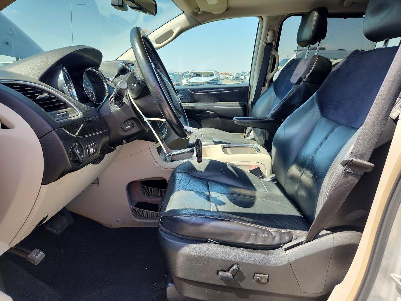 51036066 :رقم المزاد ، 2A4RR6DG1BR610838 vin ، 2011 Chrysler Town & Country مزاد بيع