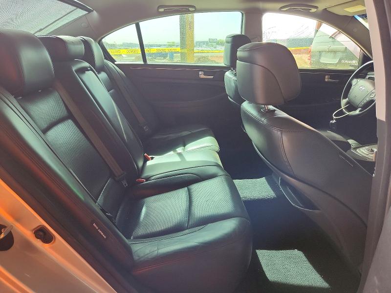 50950946 :رقم المزاد ، KMHGC4DHXCU187642 vin ، 2012 Hyundai Genesis مزاد بيع